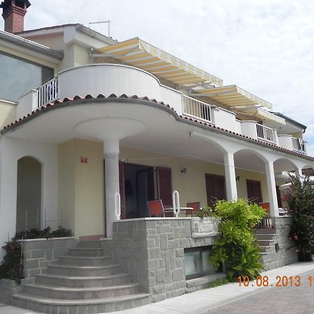Rooms And Apartments Roza Portorož Zewnętrze zdjęcie