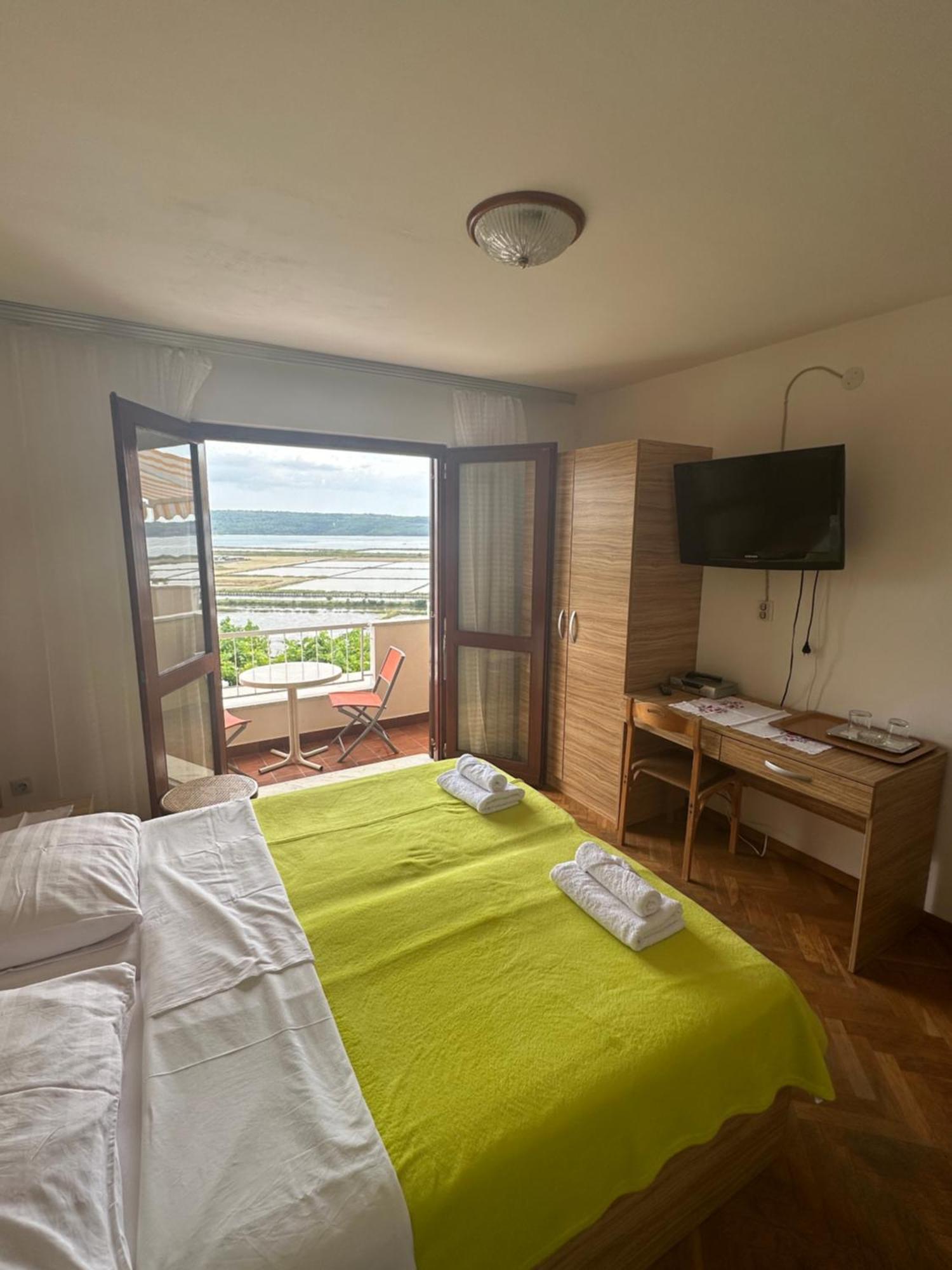 Rooms And Apartments Roza Portorož Zewnętrze zdjęcie