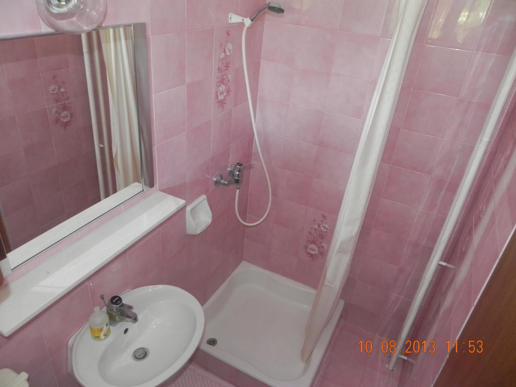 Rooms And Apartments Roza Portorož Zewnętrze zdjęcie
